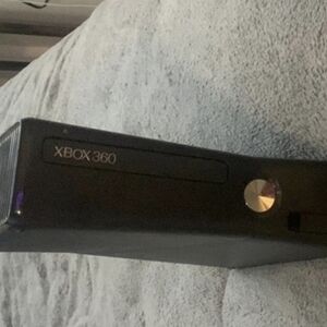 Microsoft Xbox 360 Console - Black